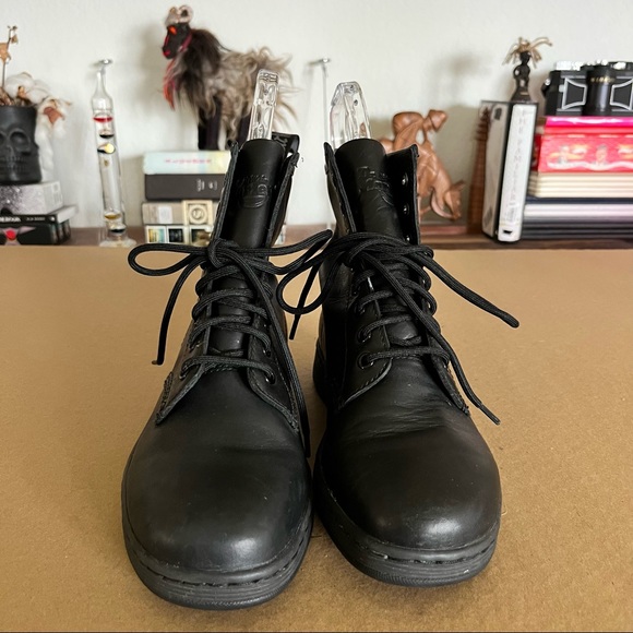 Dr. Martens Newton Black Midi Lace Up Boot - Picture 7 of 10